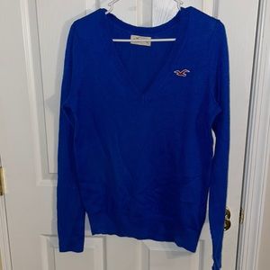 Hollister sweater